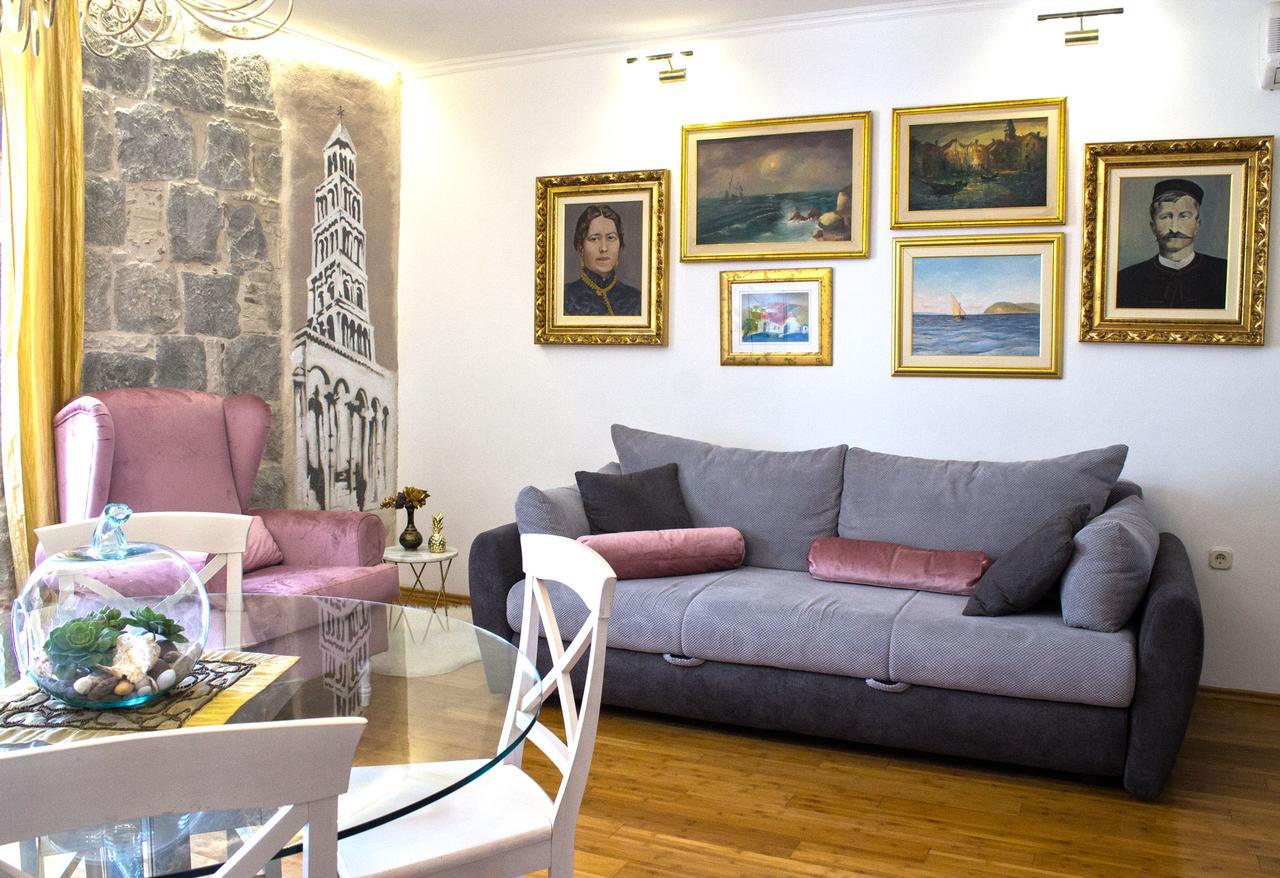 Split Theatre Apartments Extérieur photo